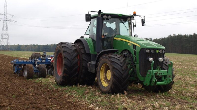 Nowoczesne traktory - innowacyjność w rolnictwie